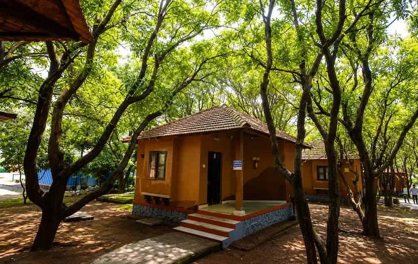 Madhavbaug facility